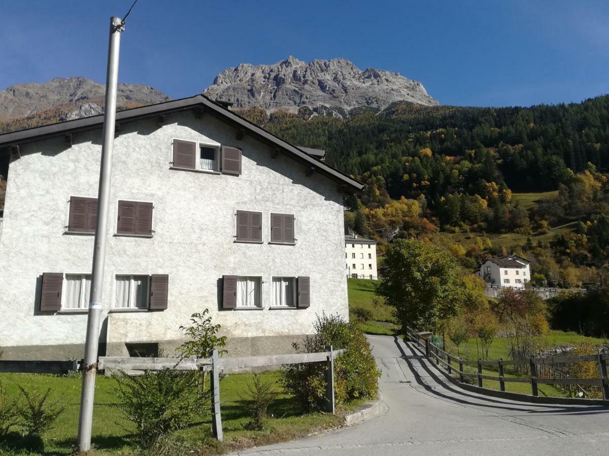 Confortevole Mansarda Di Montagna Poschiavo Extérieur photo